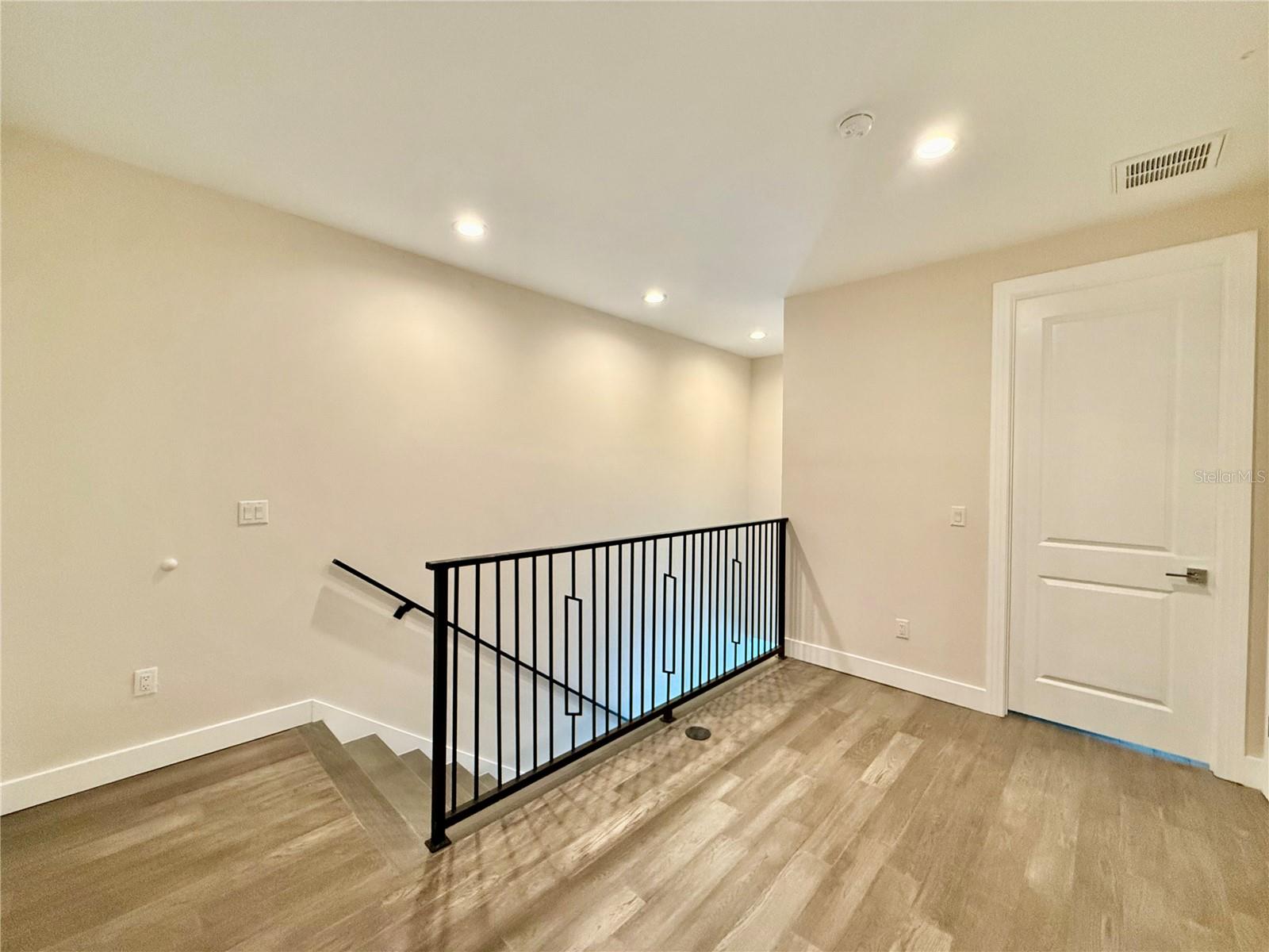 4910 W MCELROY AVE #3, TAMPA, FL, 33611