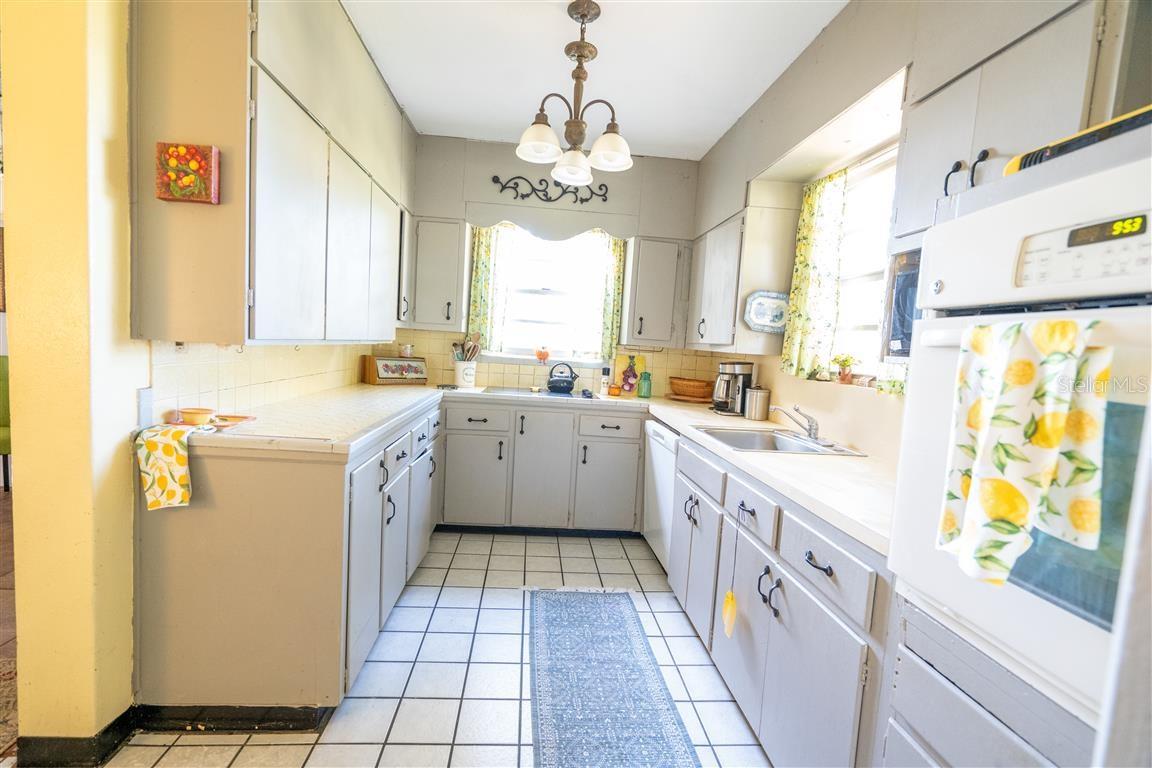 7254 WISTERIA LN, LAKE WALES, FL, 33898