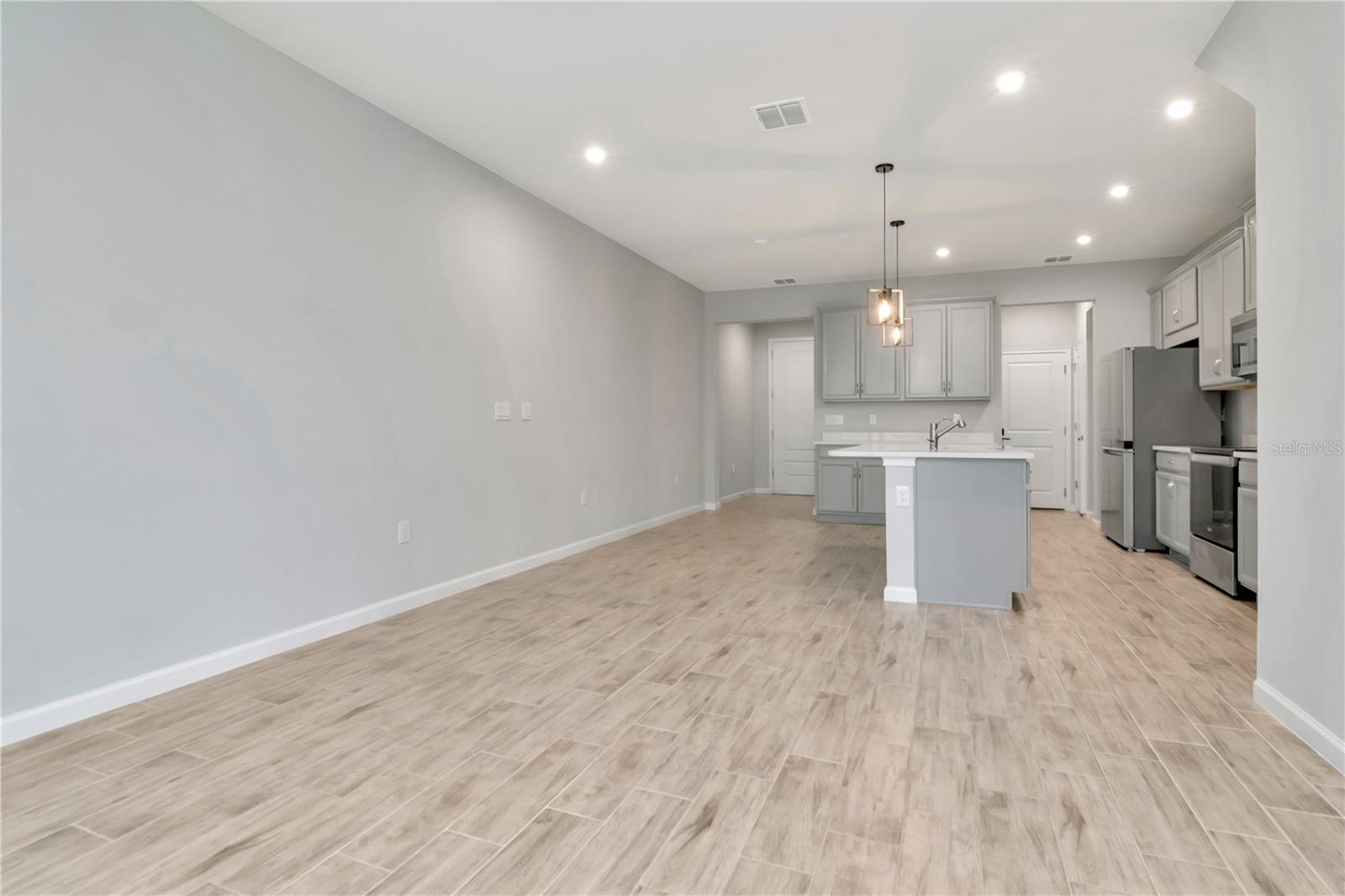 4262 CLOUD HOPPER WAY, LUTZ, FL, 33559