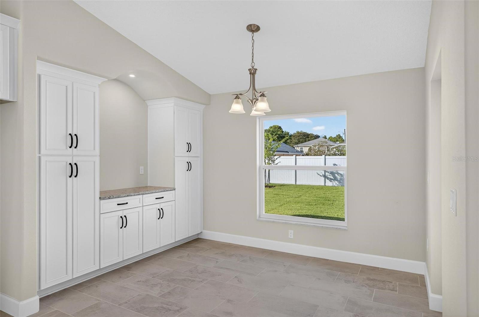 24 BISHOP LN, PALM COAST, FL, 32137