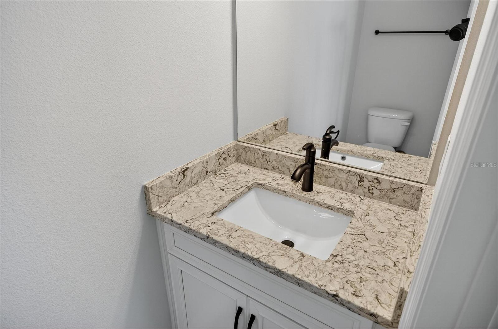 24 BISHOP LN, PALM COAST, FL, 32137