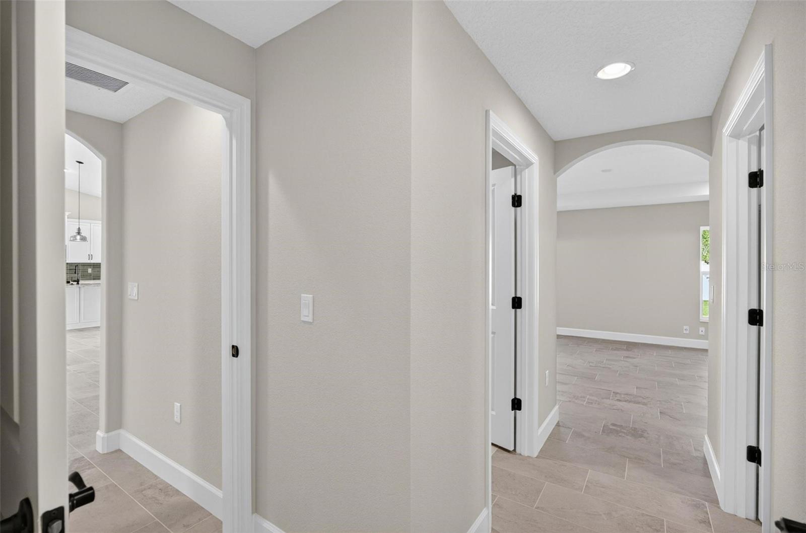 24 BISHOP LN, PALM COAST, FL, 32137