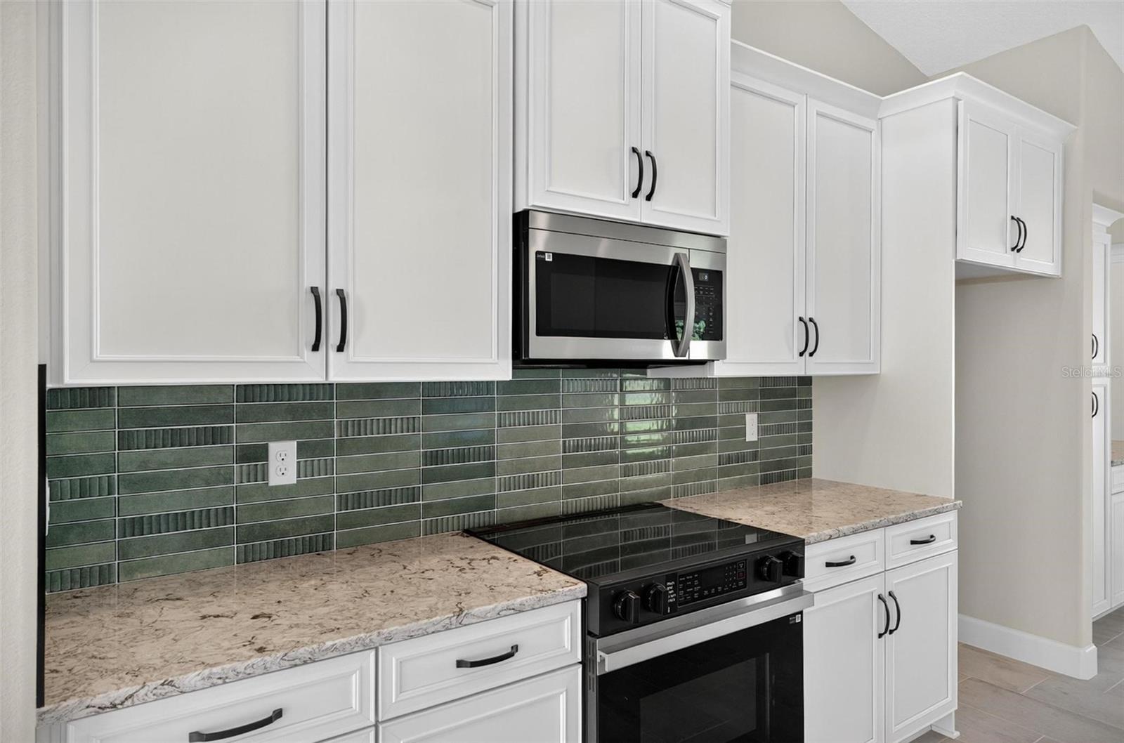 24 BISHOP LN, PALM COAST, FL, 32137