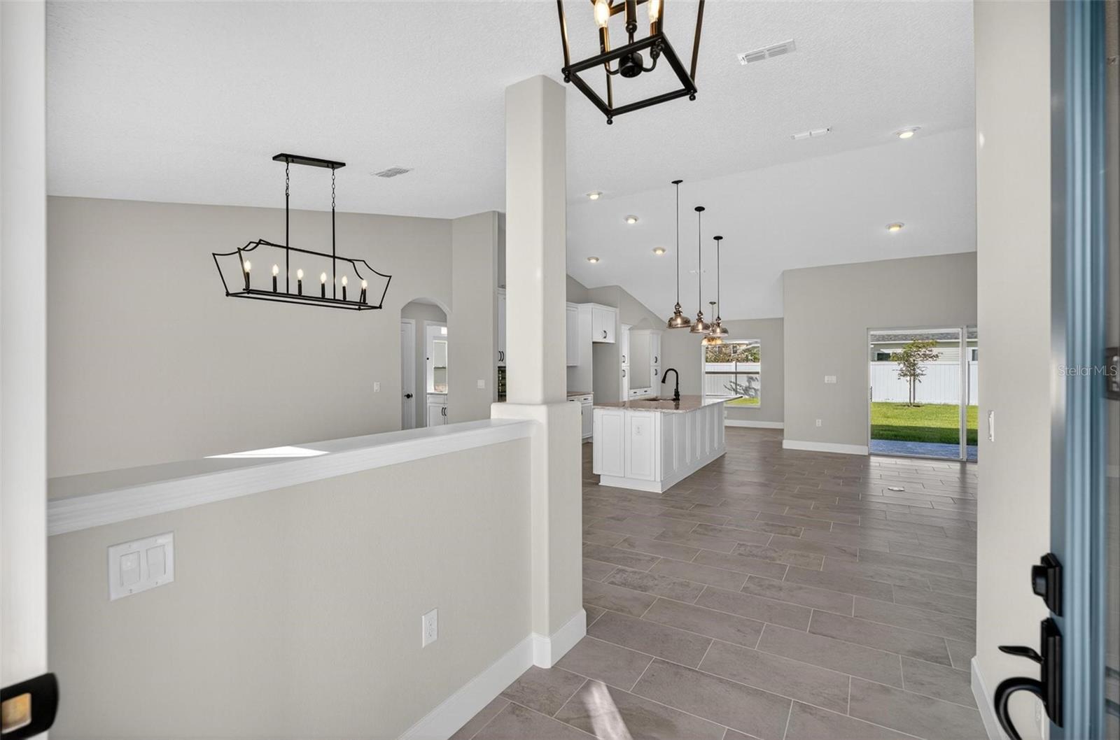 24 BISHOP LN, PALM COAST, FL, 32137