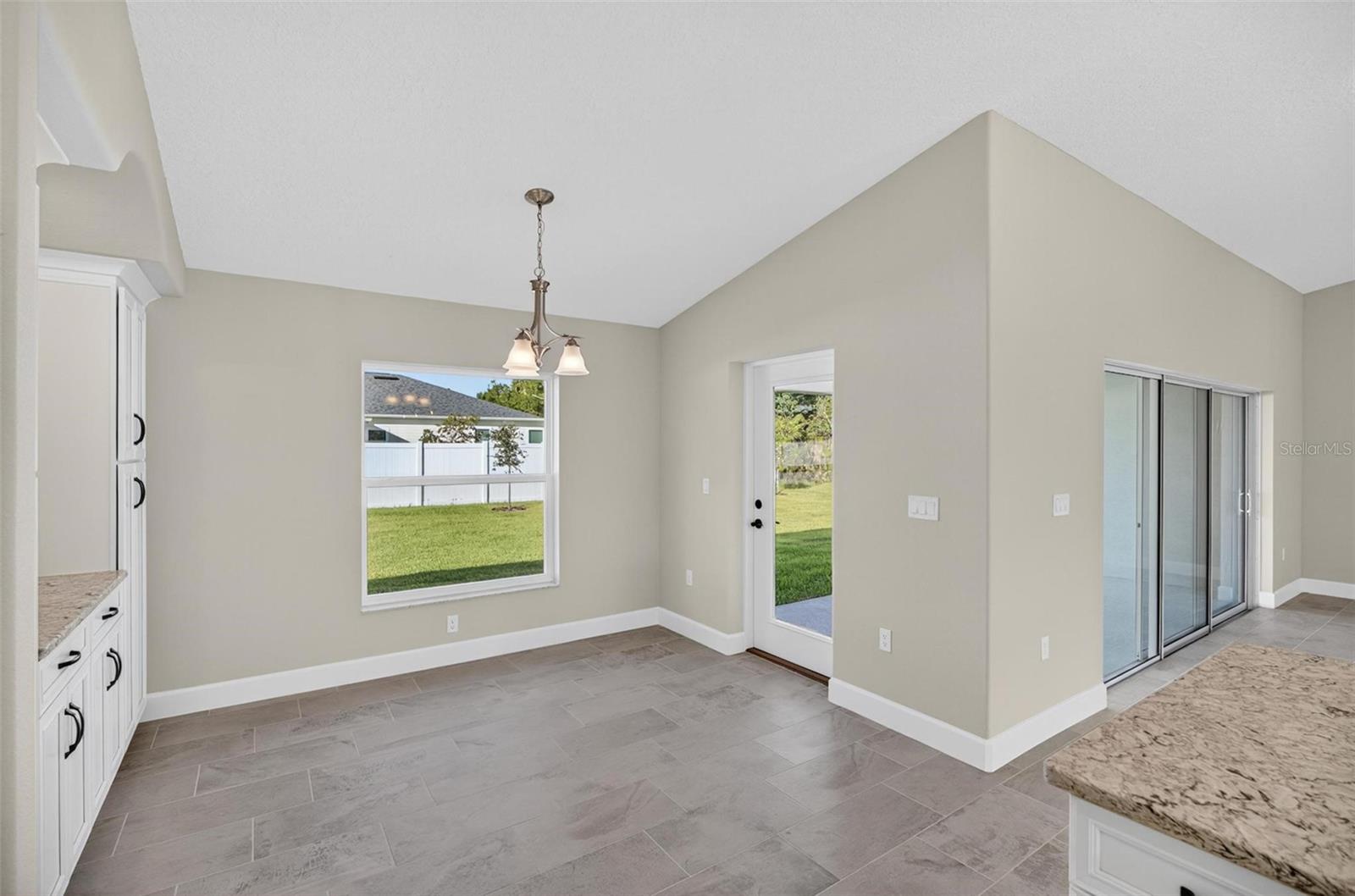 24 BISHOP LN, PALM COAST, FL, 32137