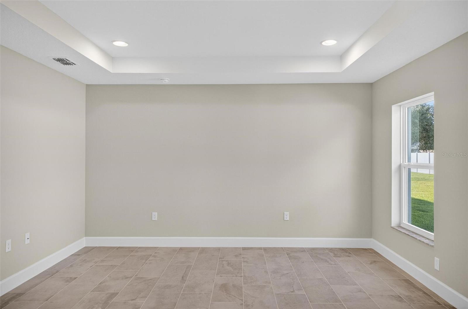 24 BISHOP LN, PALM COAST, FL, 32137