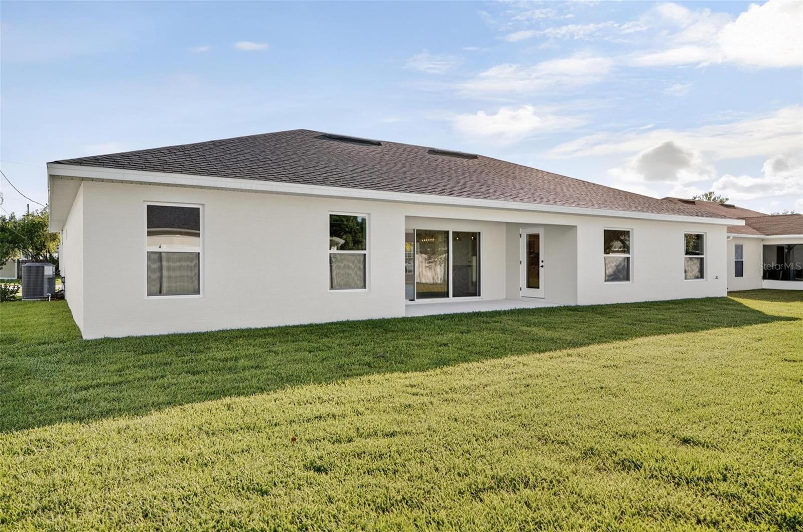 24 BISHOP LN, PALM COAST, FL, 32137