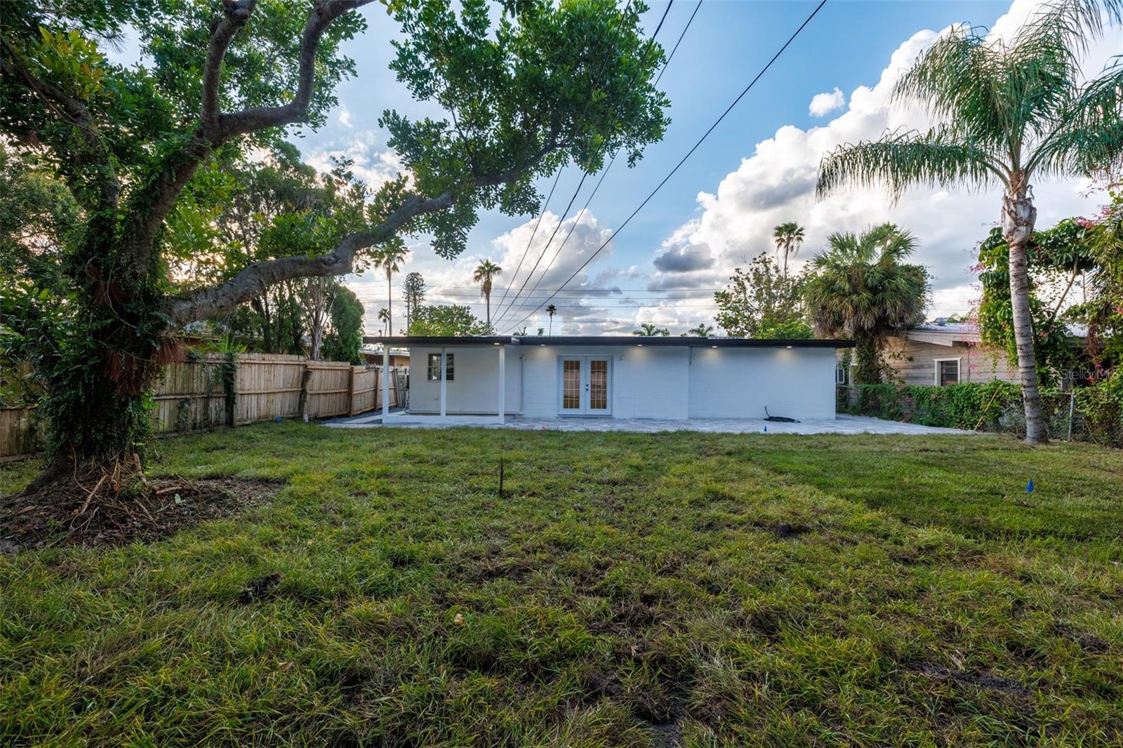 3947 OVERLOOK DR NE, ST PETERSBURG, FL, 33703