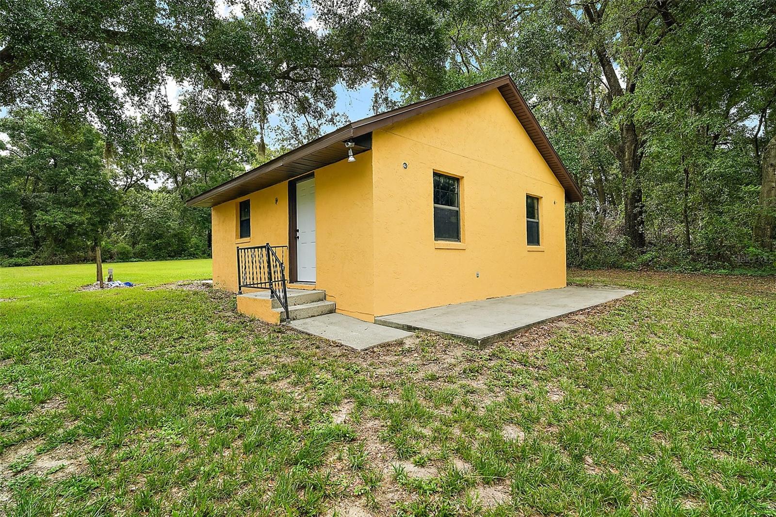 37236 CHERRY LAKE RD, FRUITLAND PARK, FL, 34731
