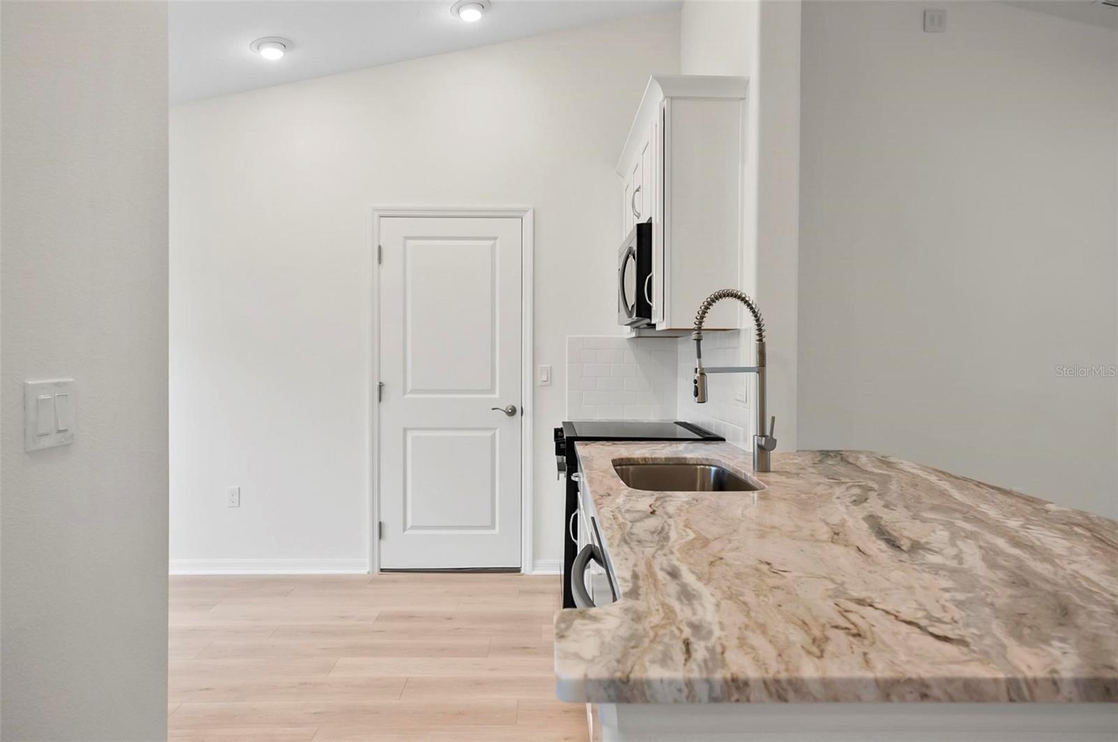 12 RIPCORD LN, PALM COAST, FL, 32164