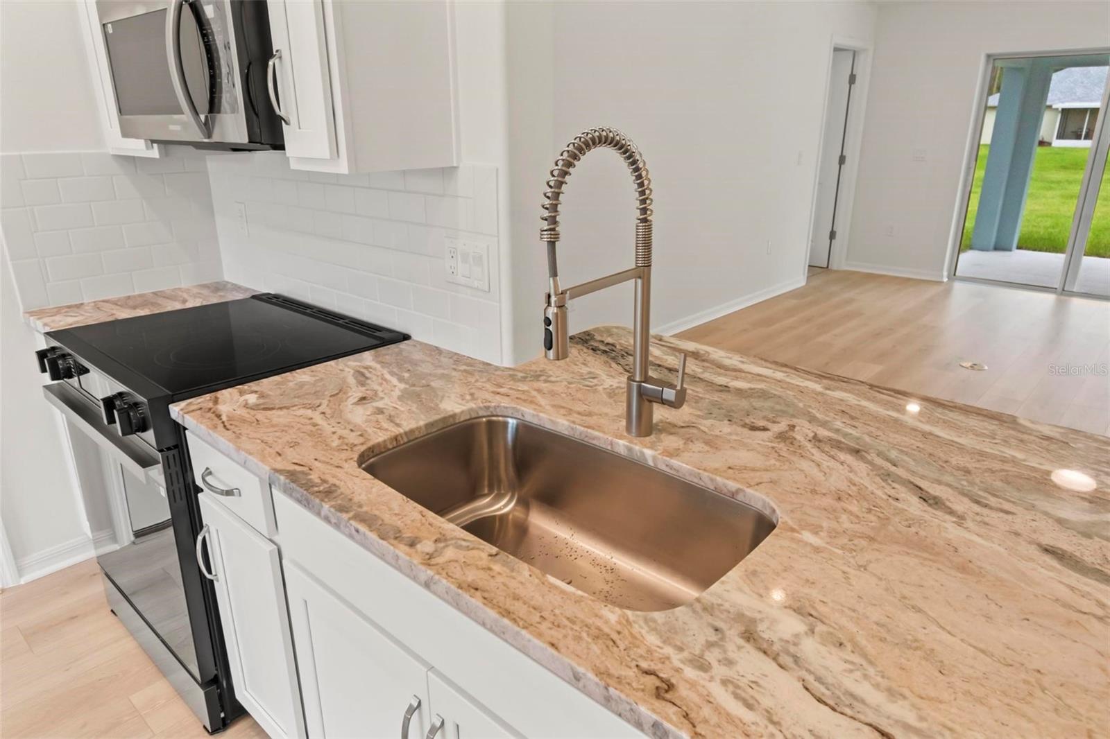 12 RIPCORD LN, PALM COAST, FL, 32164