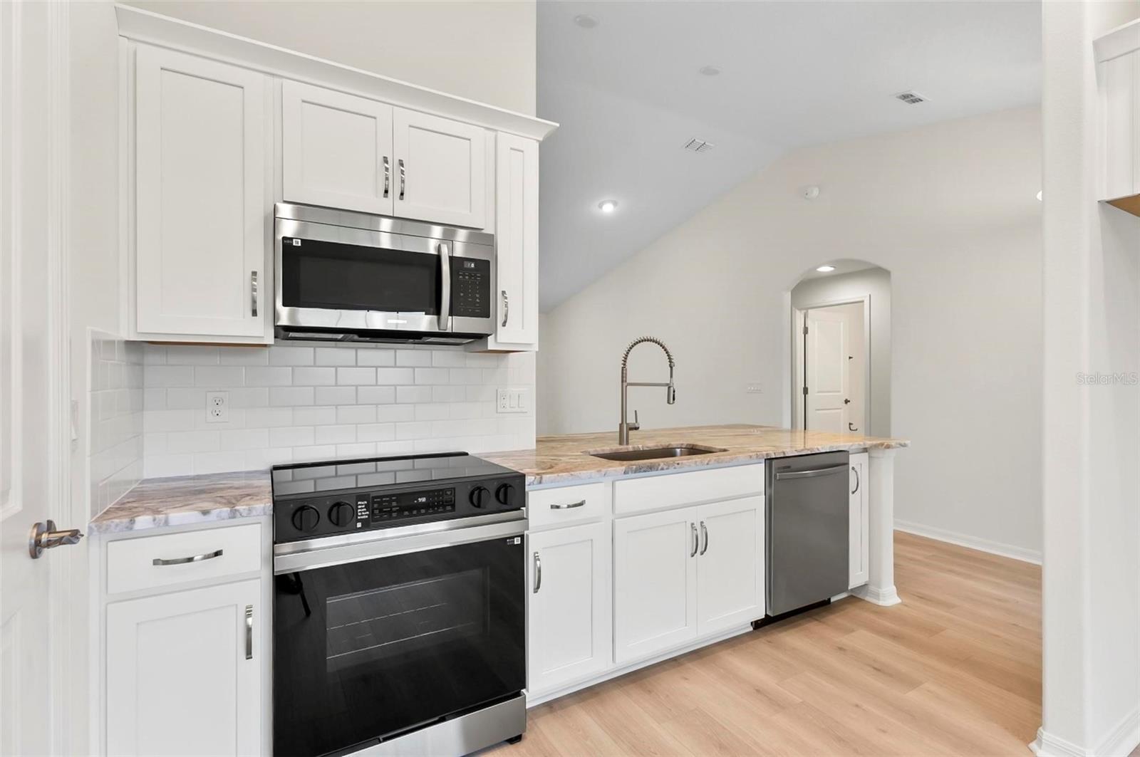 12 RIPCORD LN, PALM COAST, FL, 32164