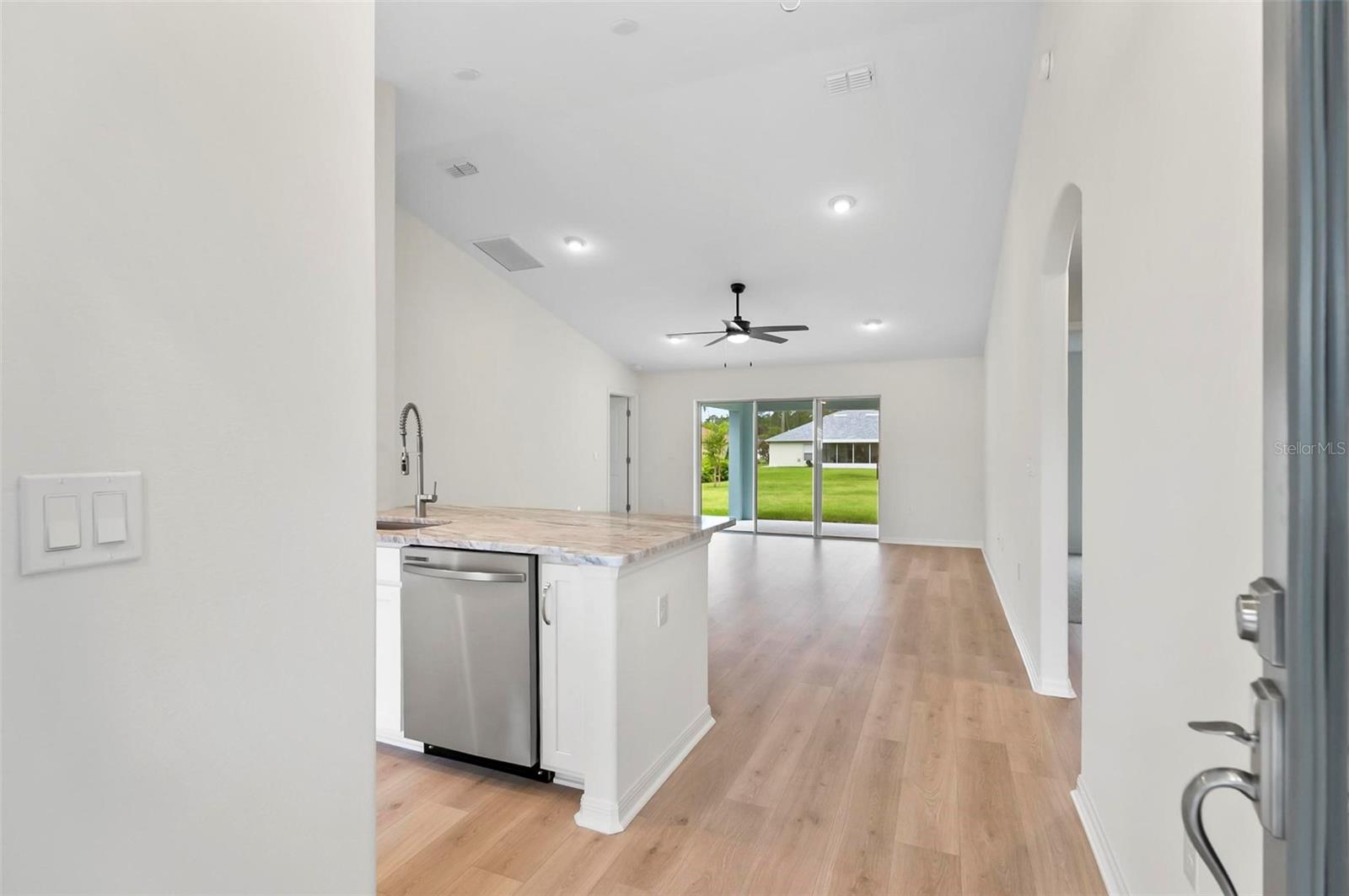 12 RIPCORD LN, PALM COAST, FL, 32164