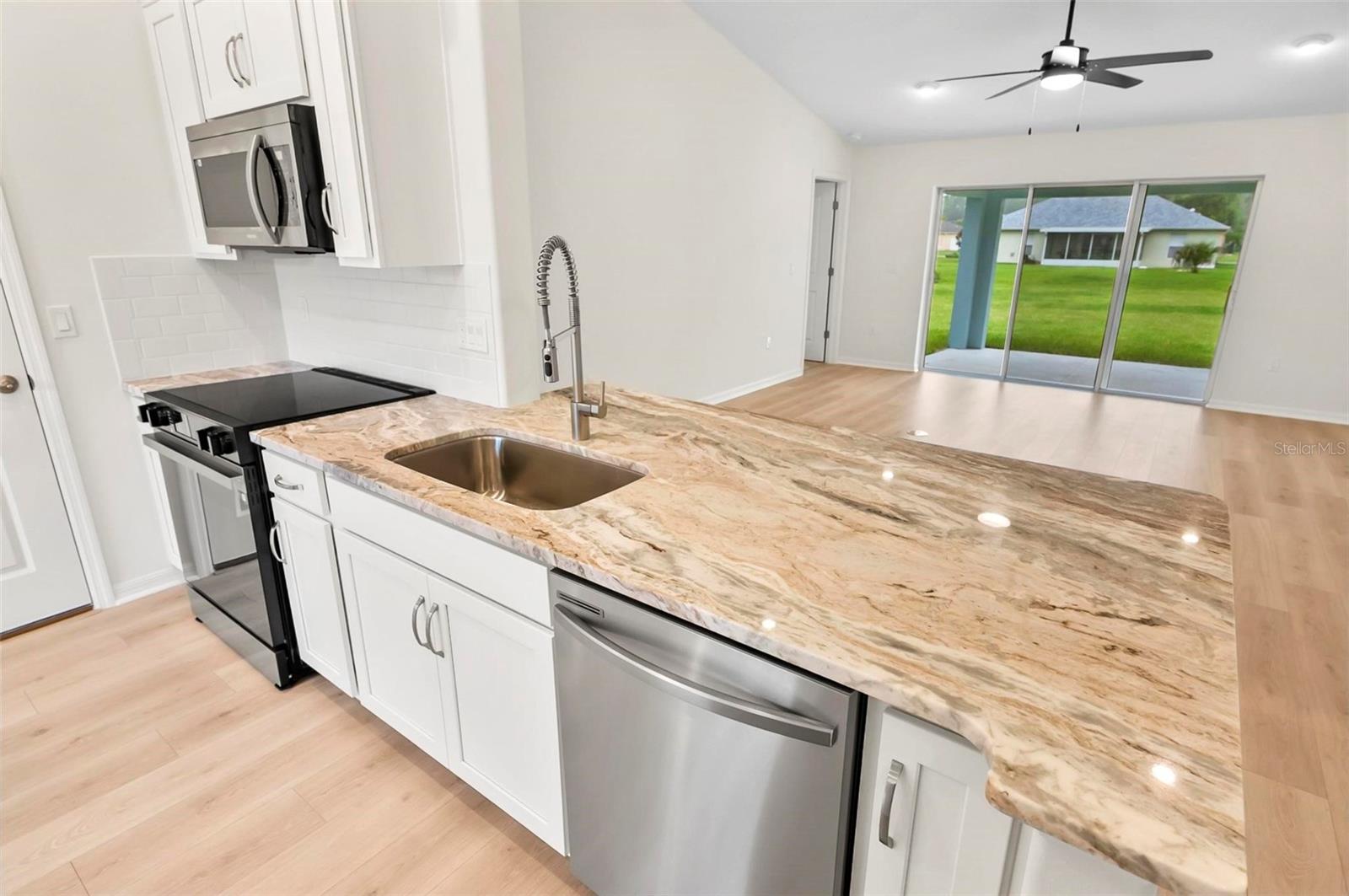 12 RIPCORD LN, PALM COAST, FL, 32164