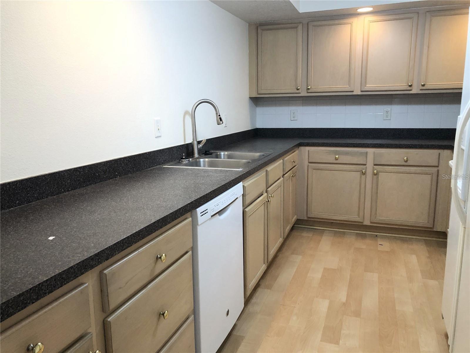 1150 CARMEL CIR #308, CASSELBERRY, FL, 32707