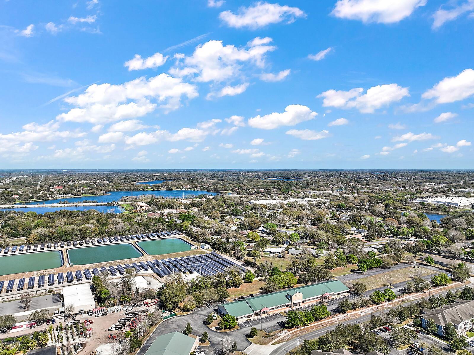 3651 LAKE CENTER DR, MOUNT DORA, FL, 32757