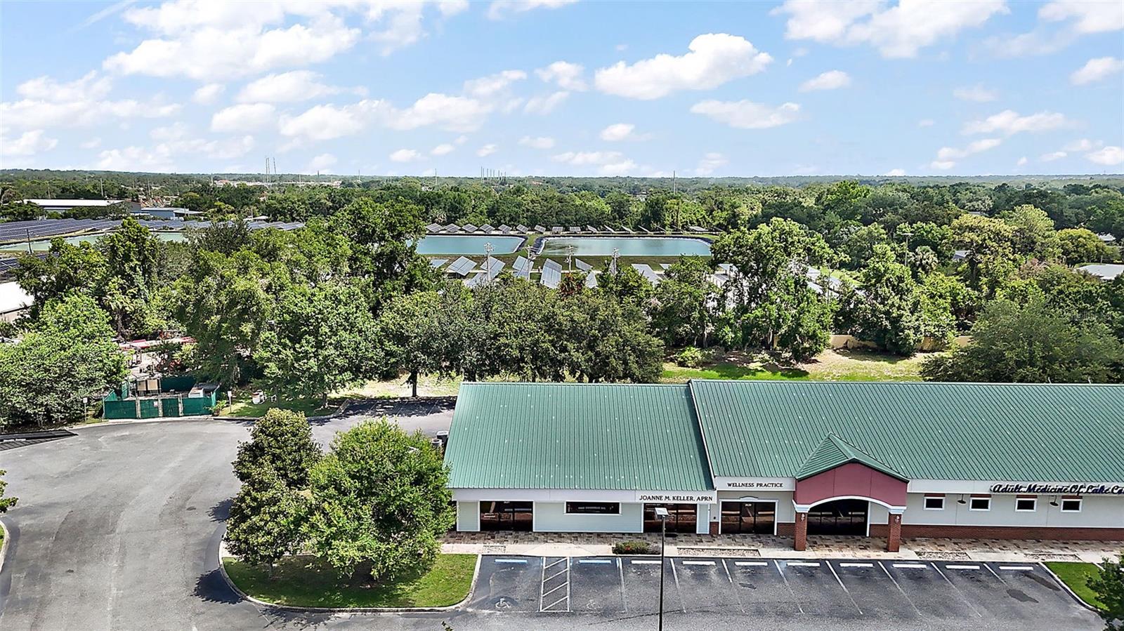 3651 LAKE CENTER DR, MOUNT DORA, FL, 32757