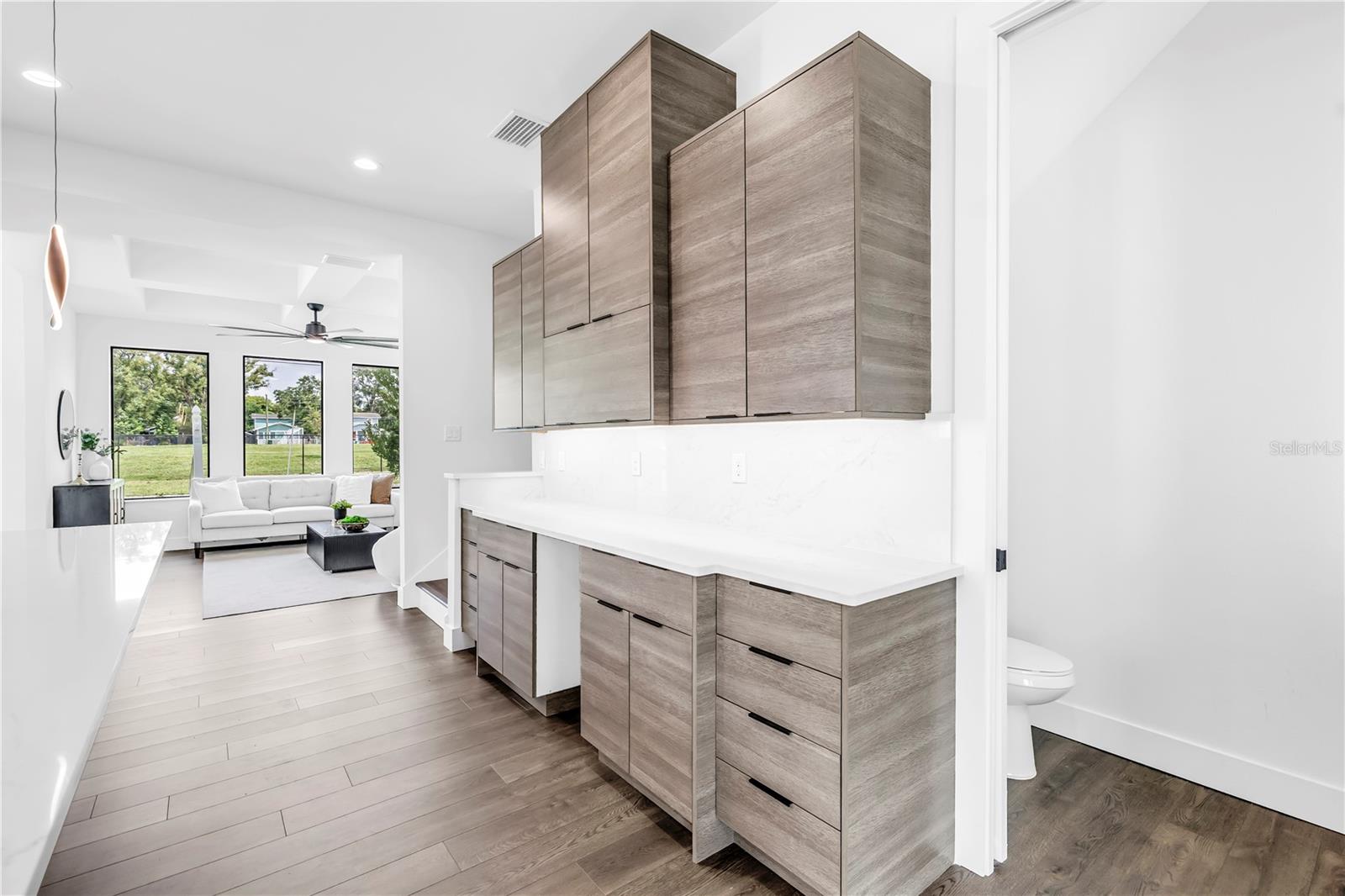 2812 N MASSACHUSETTS AVE, TAMPA, FL, 33602