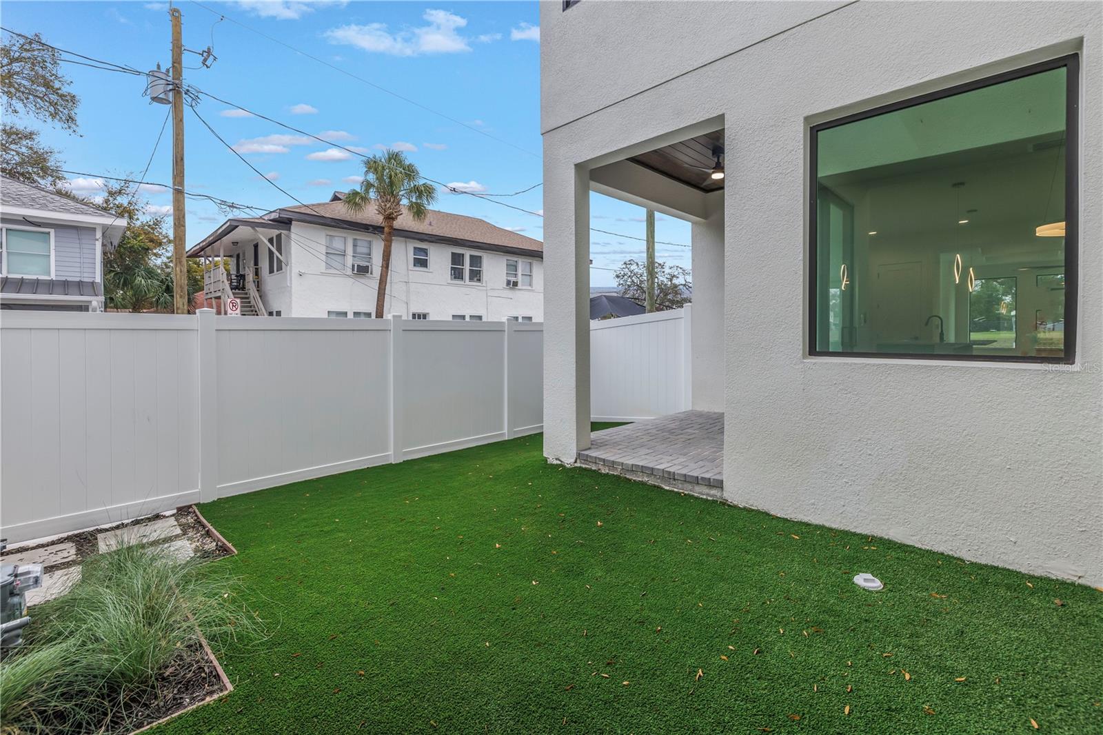 2812 N MASSACHUSETTS AVE, TAMPA, FL, 33602