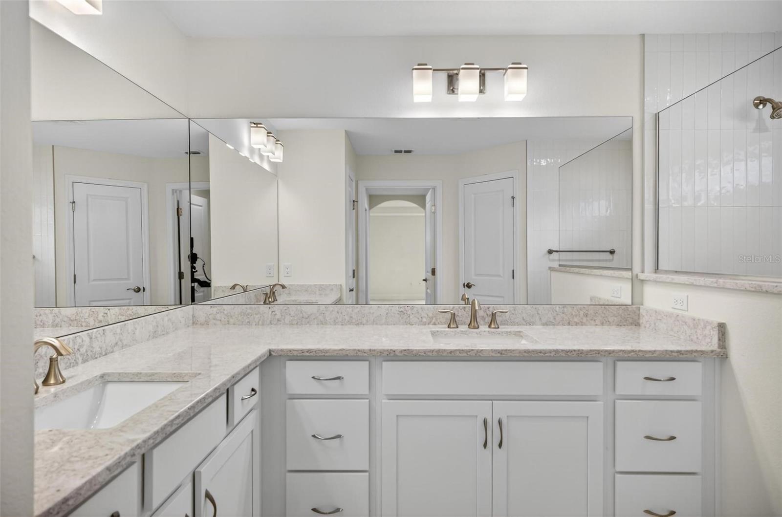 11 RIVERDALE LN, PALM COAST, FL, 32164