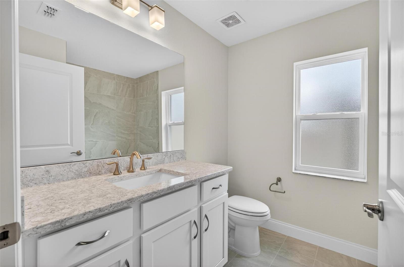 11 RIVERDALE LN, PALM COAST, FL, 32164