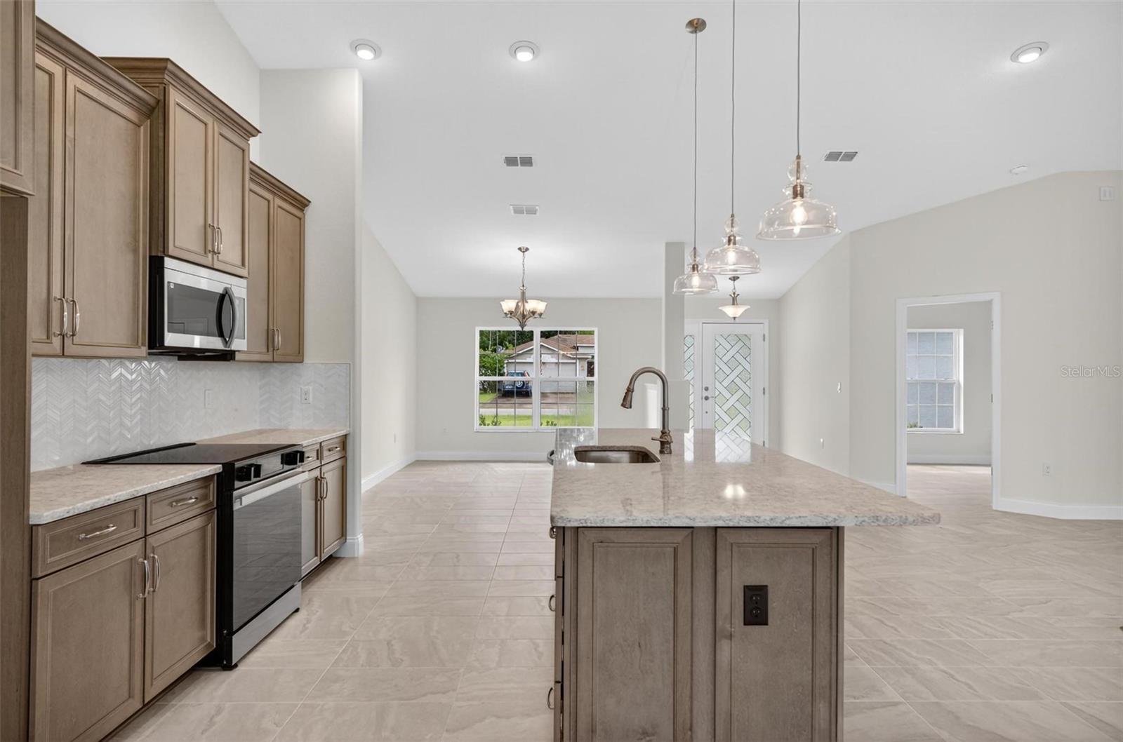 11 RIVERDALE LN, PALM COAST, FL, 32164