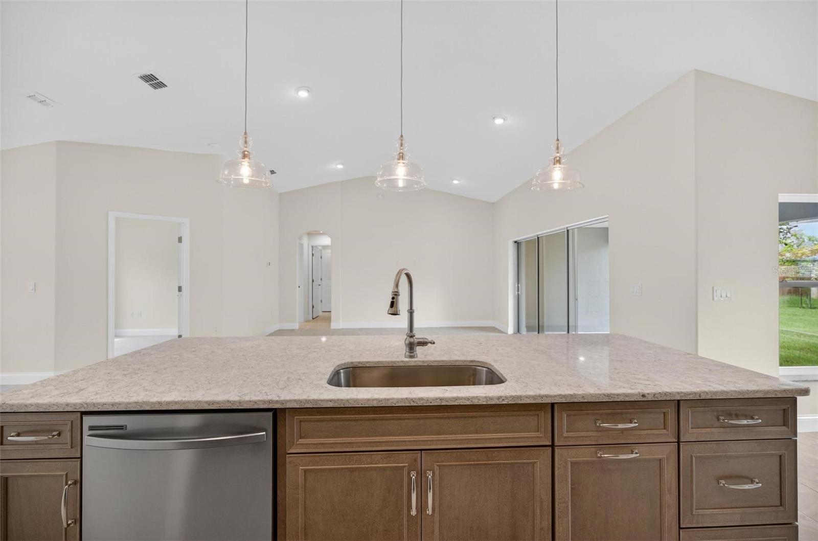 11 RIVERDALE LN, PALM COAST, FL, 32164