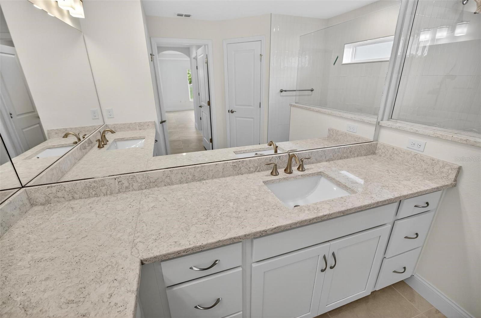 11 RIVERDALE LN, PALM COAST, FL, 32164