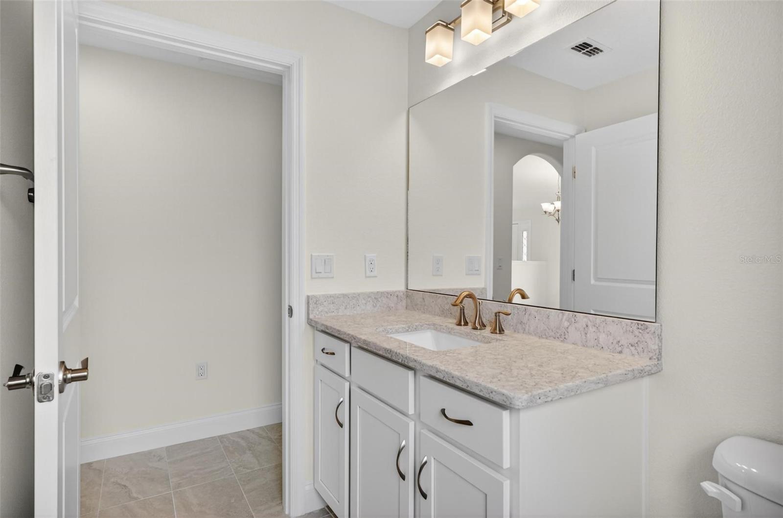 11 RIVERDALE LN, PALM COAST, FL, 32164