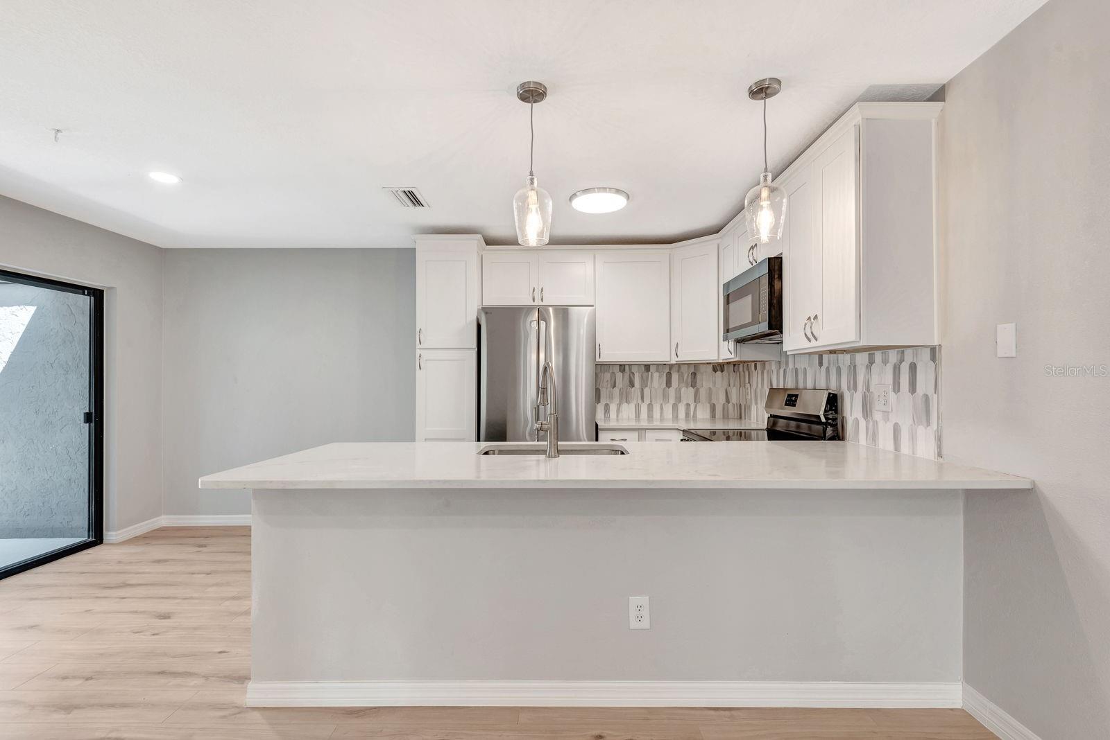 5192 CEDAR HAMMOCK LN, SARASOTA, FL, 34232