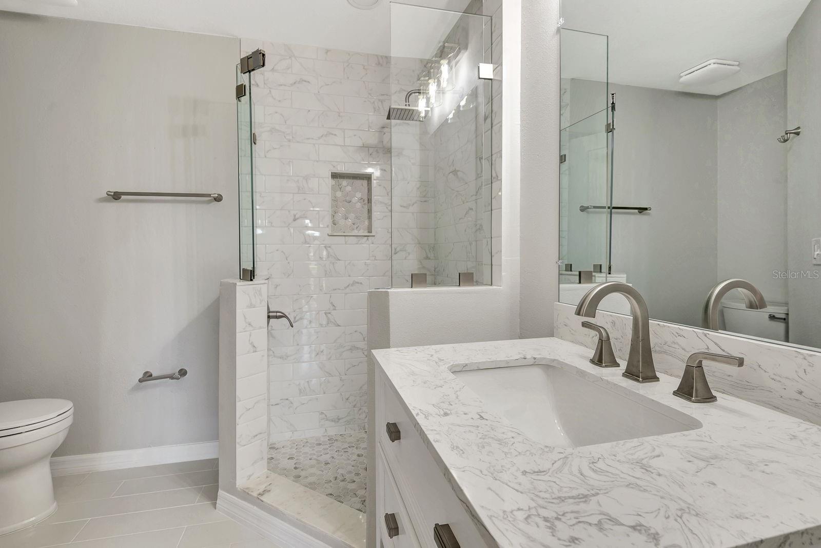 5192 CEDAR HAMMOCK LN, SARASOTA, FL, 34232