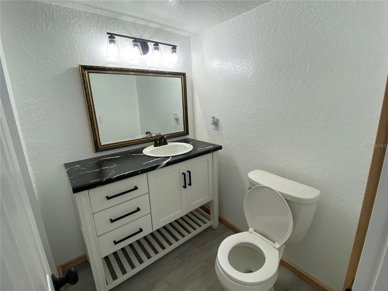 1951 TOUCAN WAY #210, SARASOTA, FL, 34232