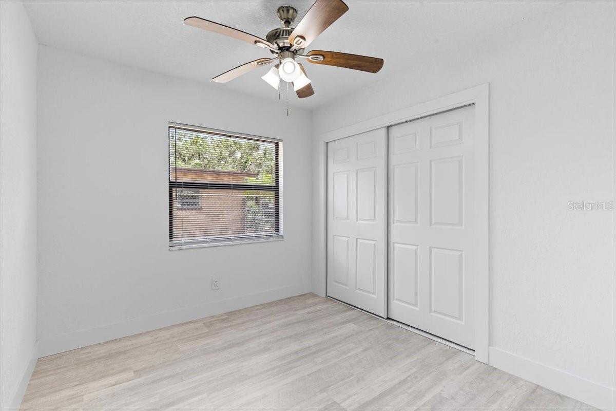 8009 SOMERSET LN, TAMPA, FL, 33615