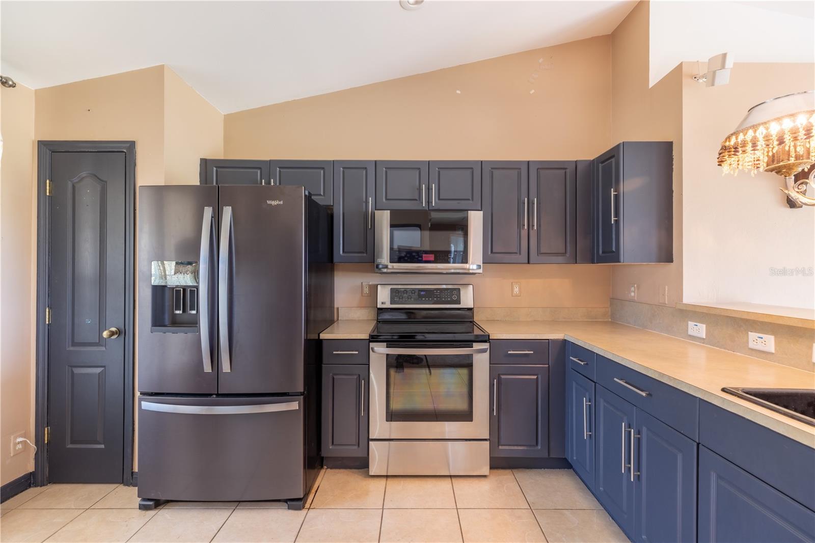 3019 NW JUANITA PL, CAPE CORAL, FL, 33993