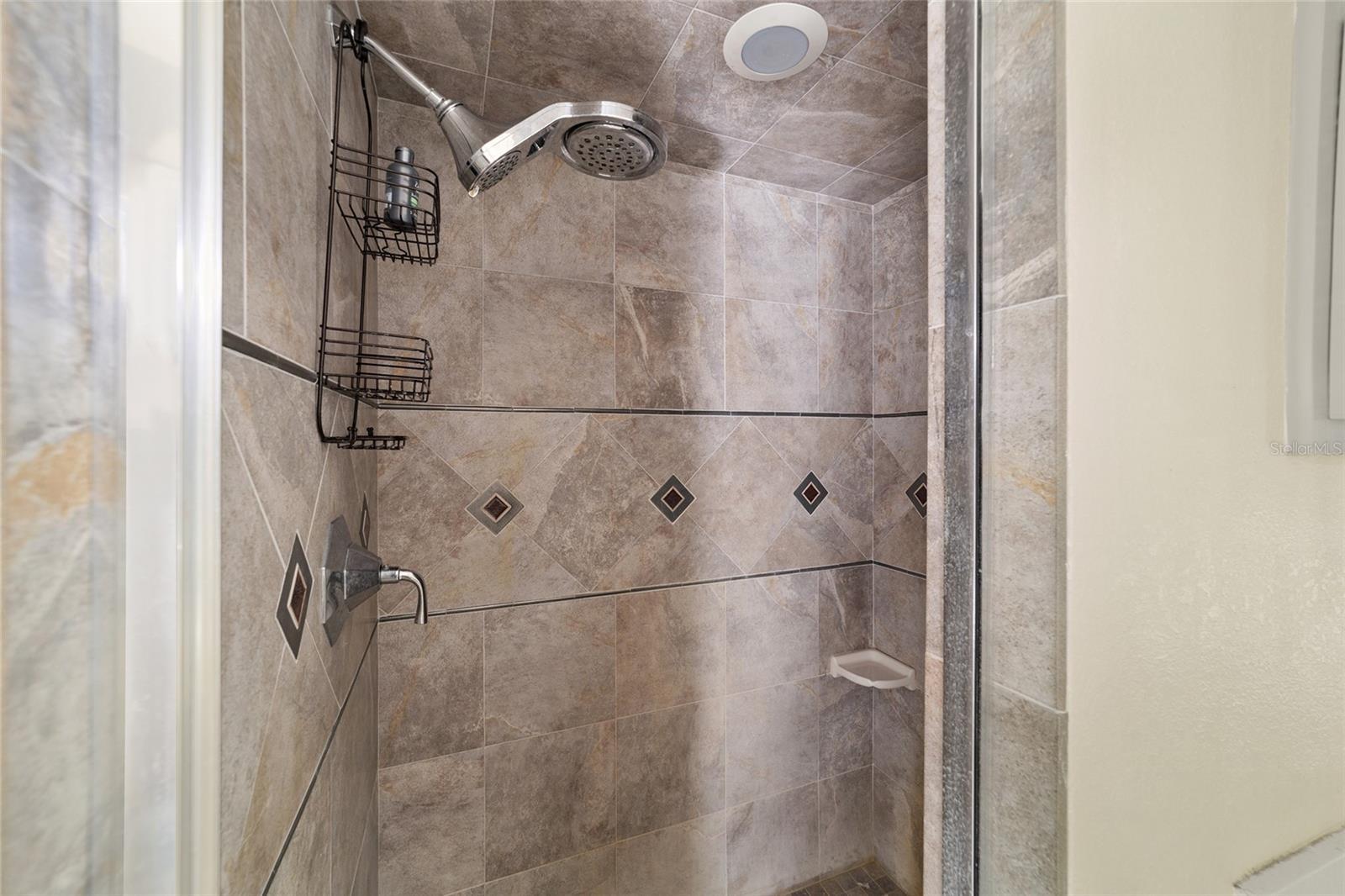 5953 NE 62ND COURT RD, SILVER SPRINGS, FL, 34488