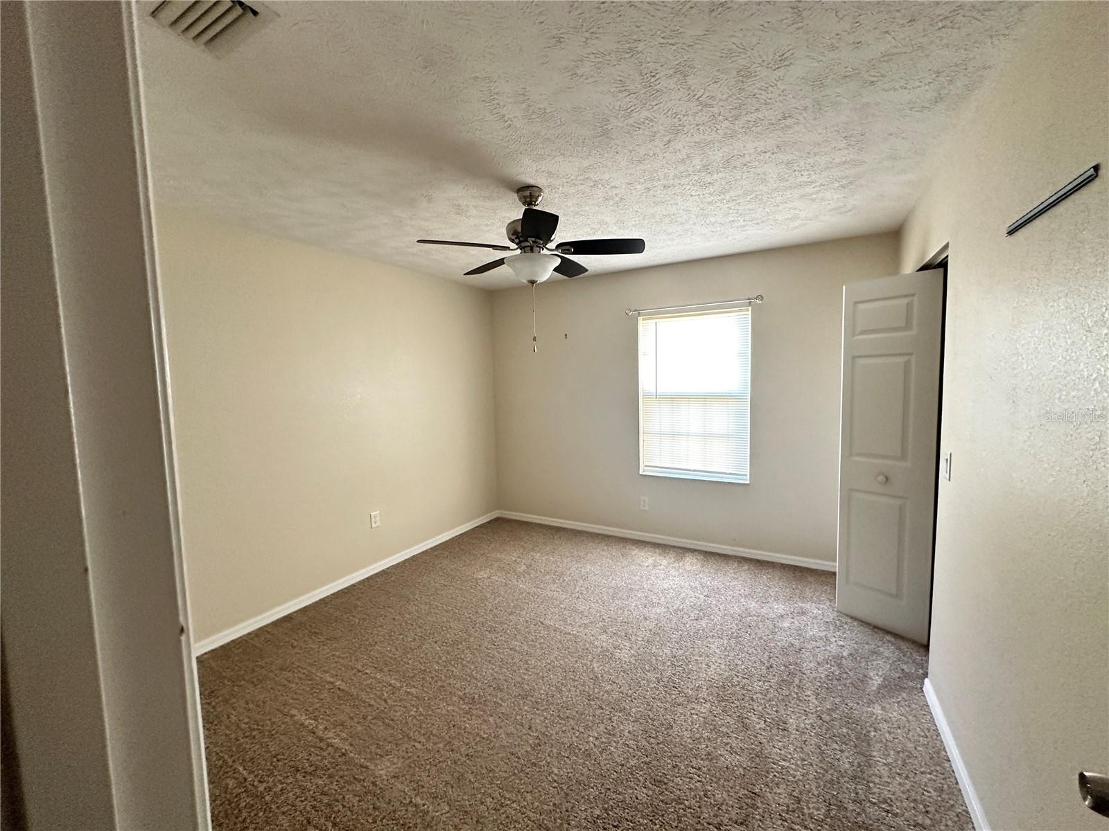 5953 NE 62ND COURT RD, SILVER SPRINGS, FL, 34488