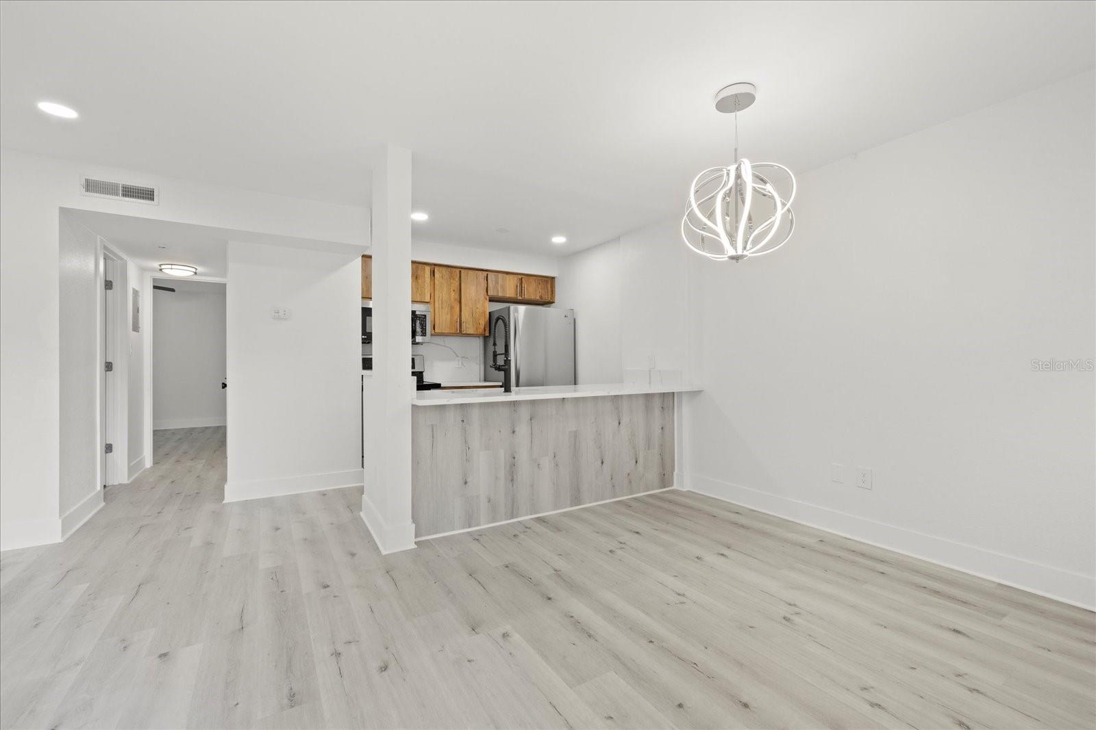 525 S LINCOLN AVE #B108, TAMPA, FL, 33609