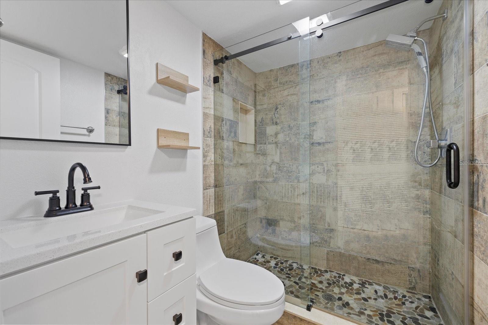 525 S LINCOLN AVE #B108, TAMPA, FL, 33609