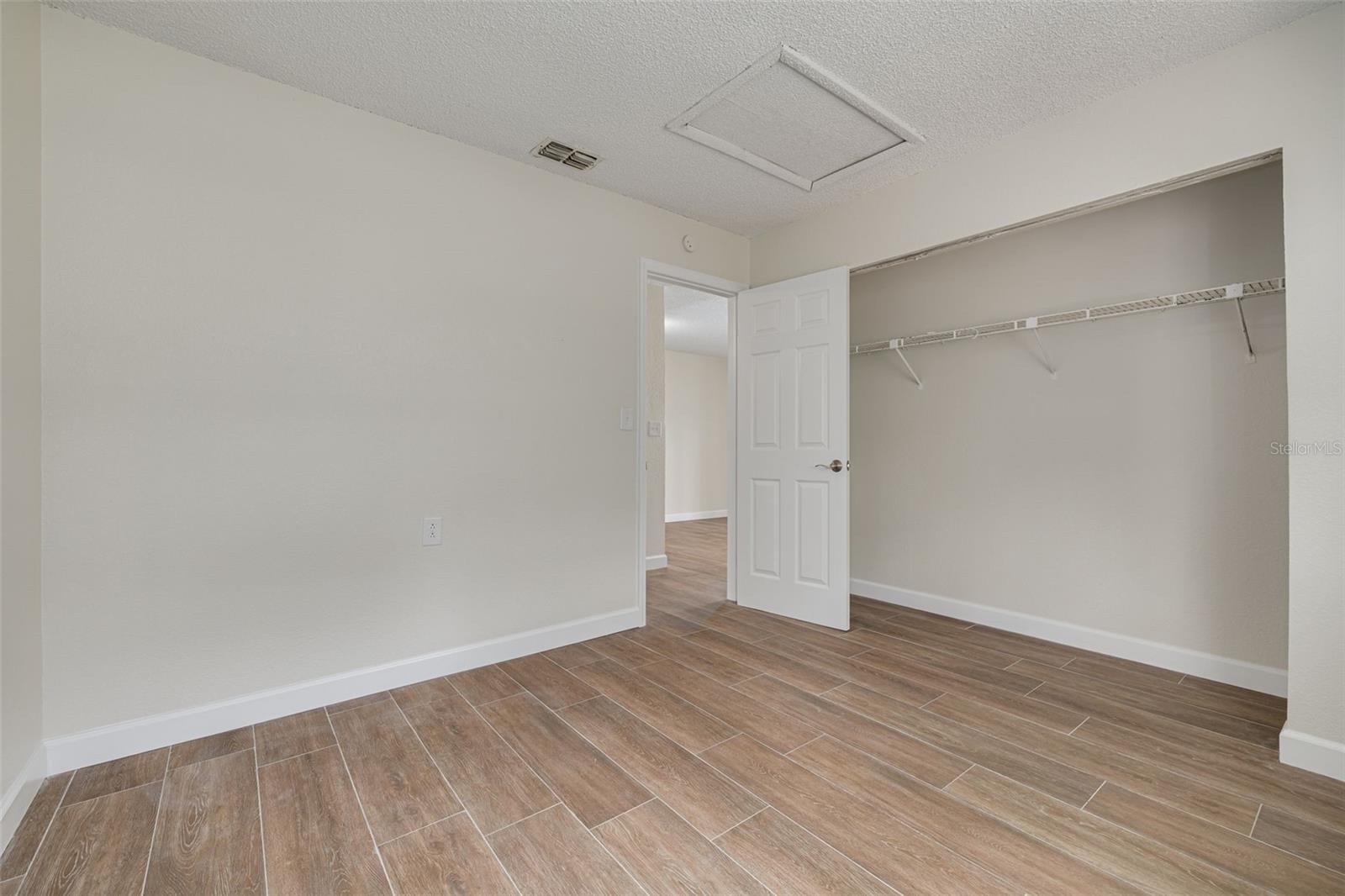 7116/7120 OAKWOOD DR, NEW PORT RICHEY, FL, 34652