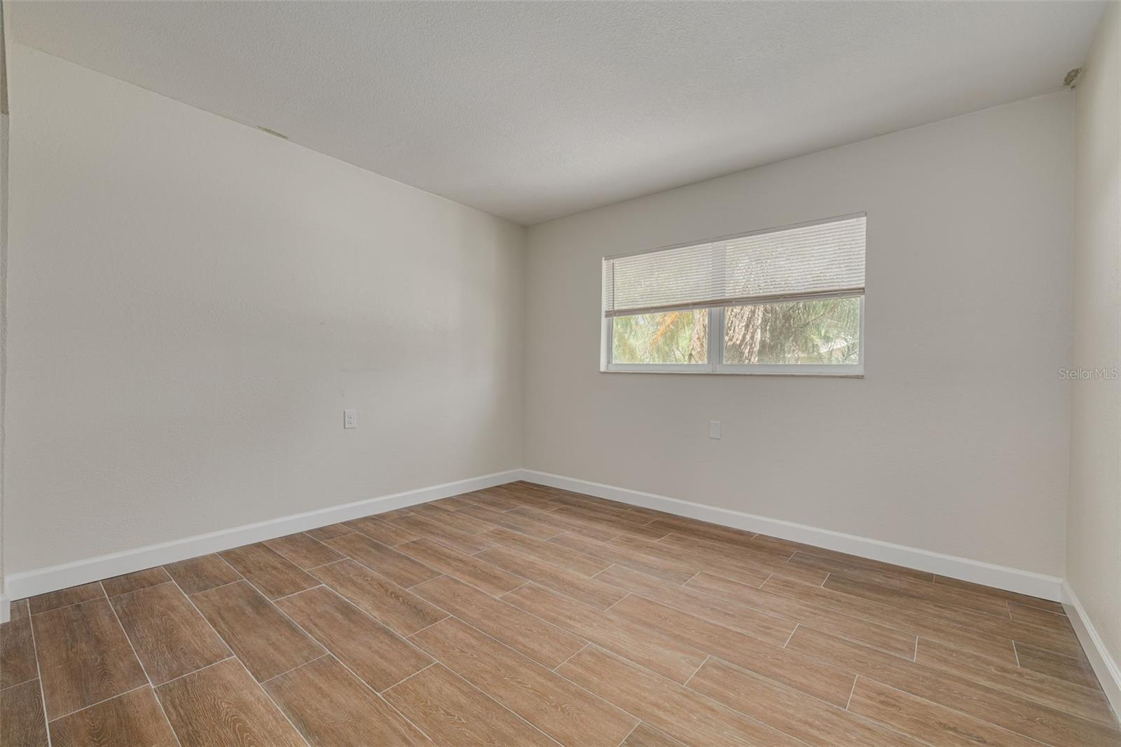 7116/7120 OAKWOOD DR, NEW PORT RICHEY, FL, 34652