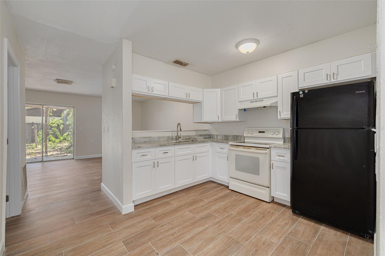 7116/7120 OAKWOOD DR, NEW PORT RICHEY, FL, 34652