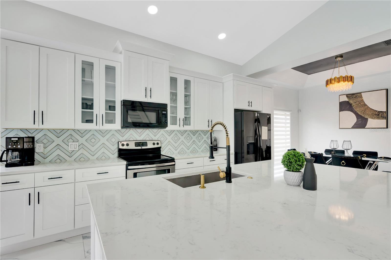 560 RIGGS CIR, DAVENPORT, FL, 33897