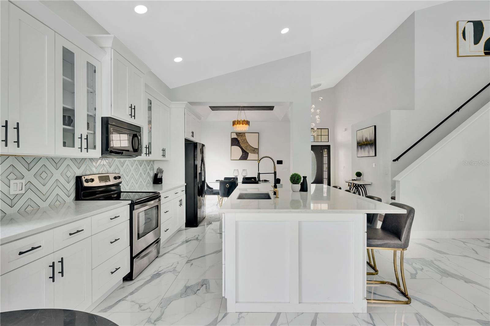 560 RIGGS CIR, DAVENPORT, FL, 33897