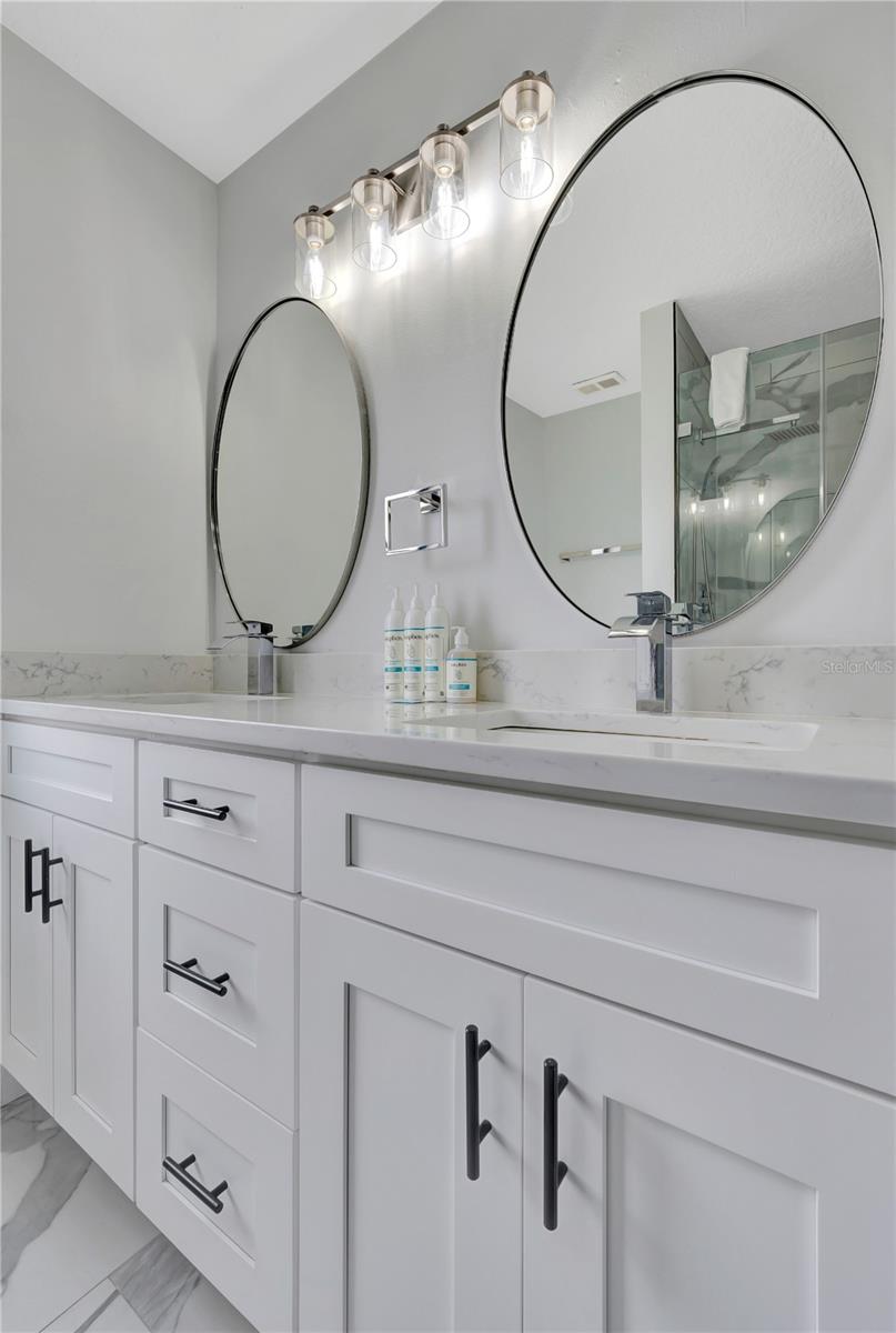 560 RIGGS CIR, DAVENPORT, FL, 33897