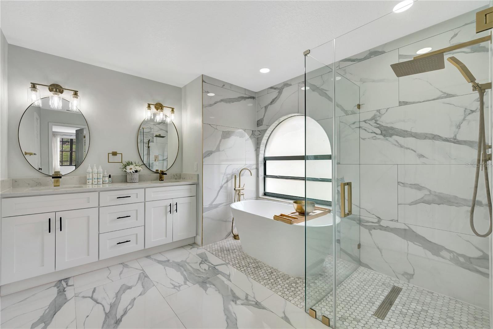 560 RIGGS CIR, DAVENPORT, FL, 33897