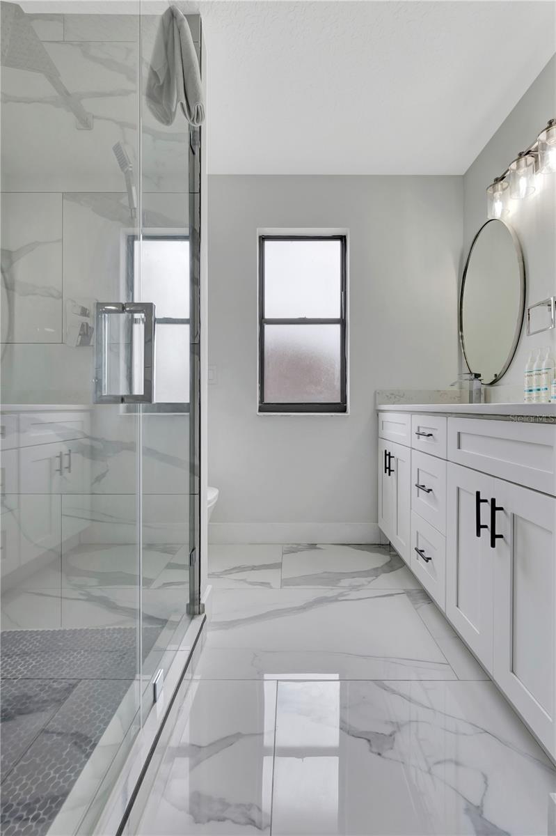 560 RIGGS CIR, DAVENPORT, FL, 33897