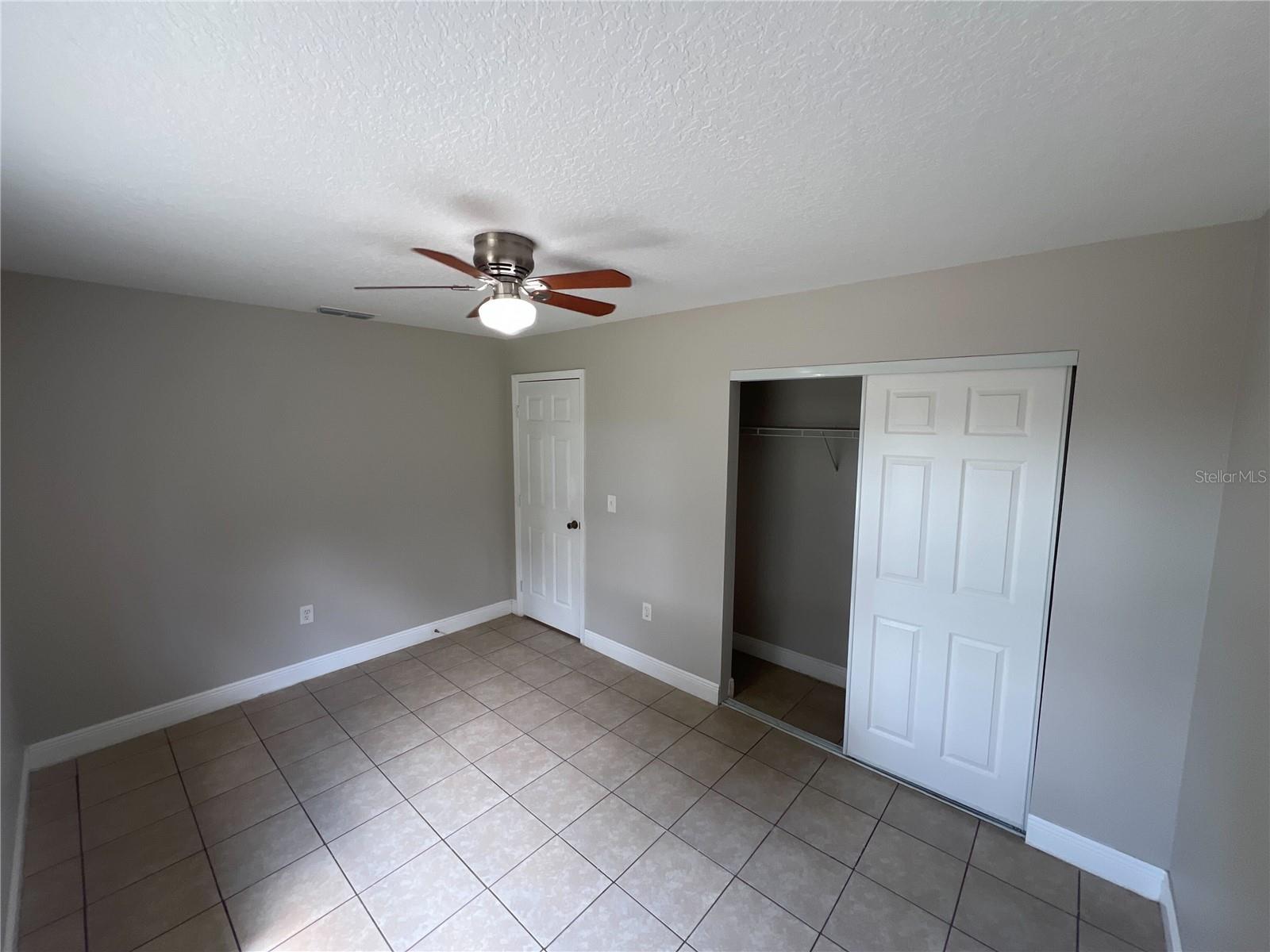 152 JULIE LN #Unit B, AUBURNDALE, FL, 33823
