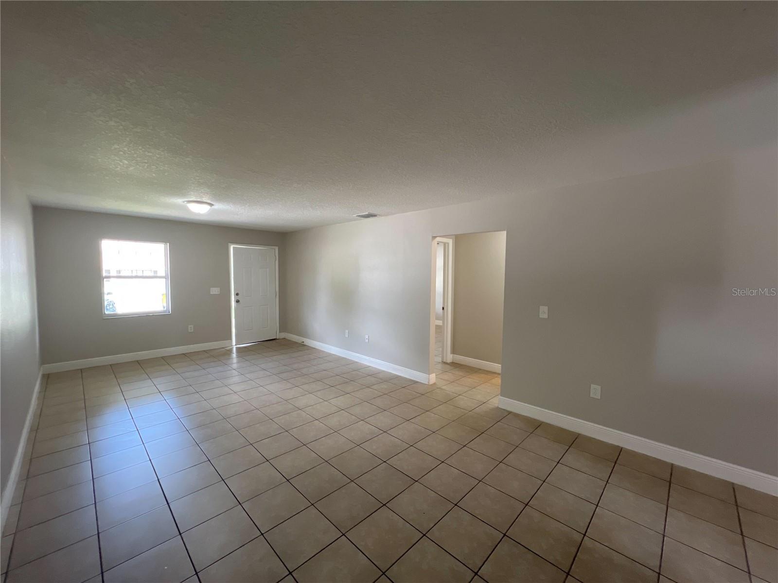 152 JULIE LN #Unit B, AUBURNDALE, FL, 33823