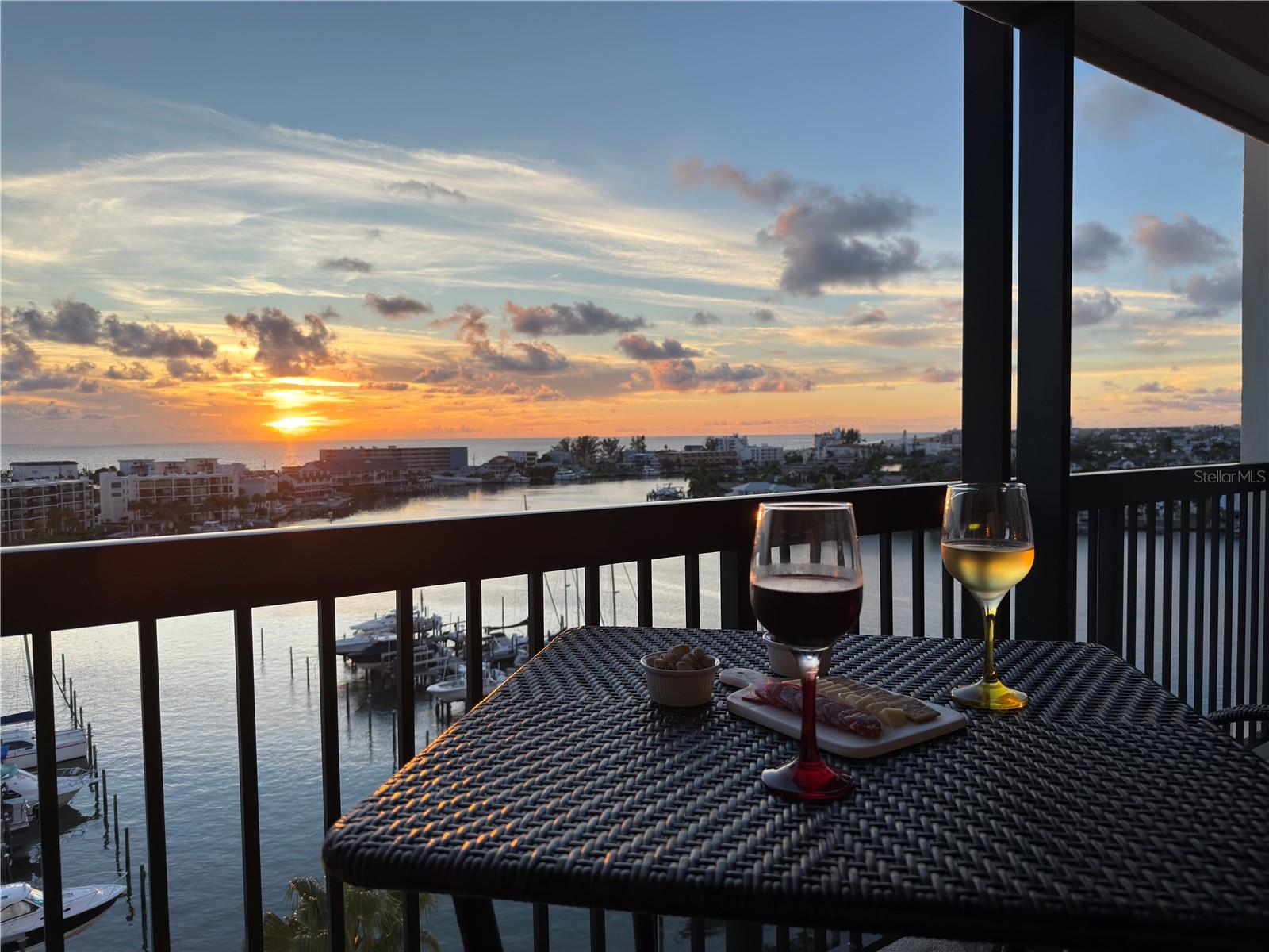 9525 BLIND PASS RD #902, ST PETE BEACH, FL, 33706