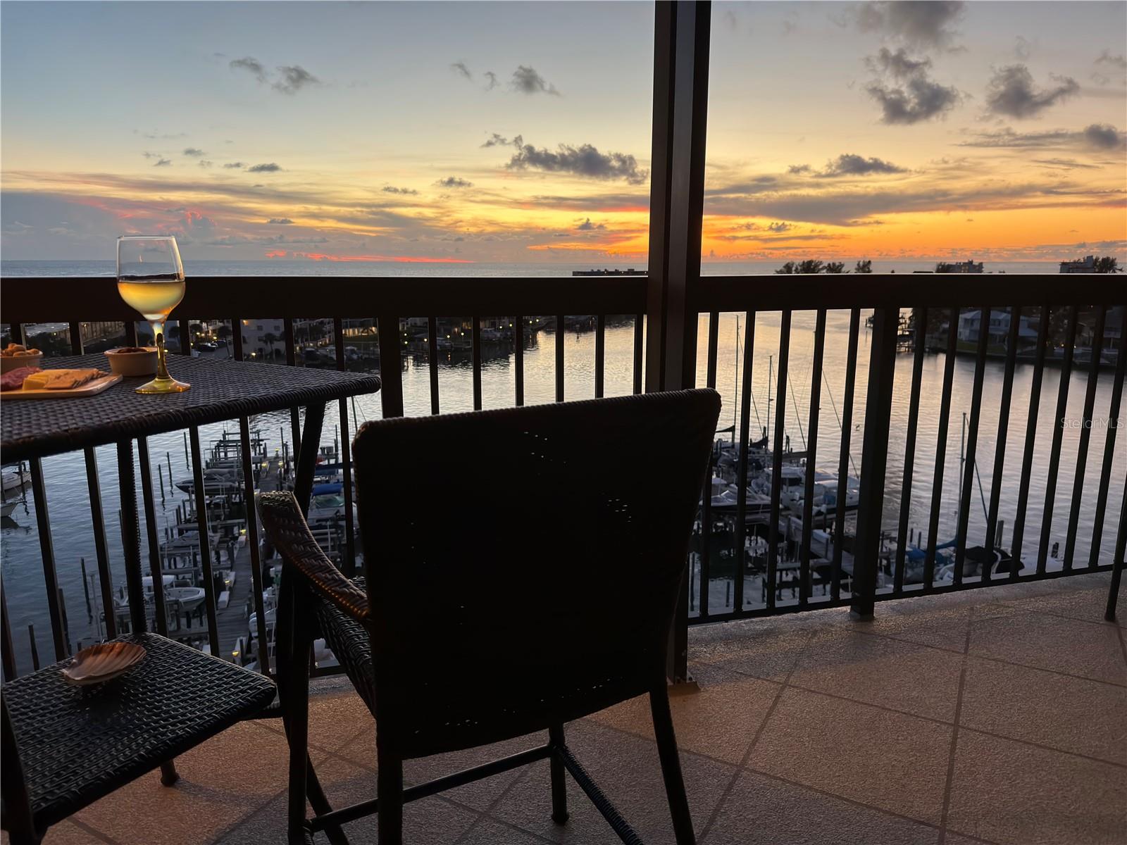 9525 BLIND PASS RD #902, ST PETE BEACH, FL, 33706